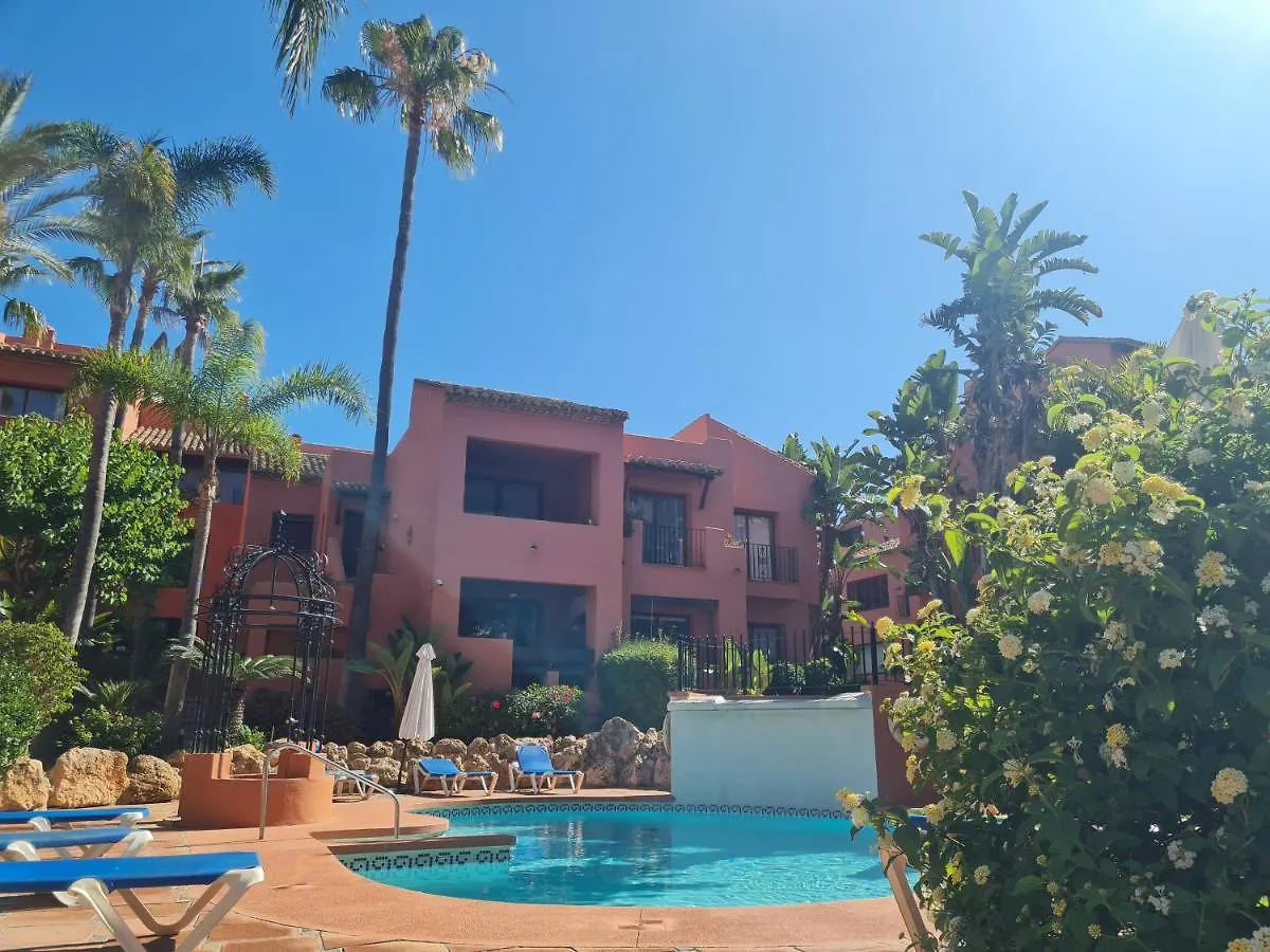 Luxury Spacious Penthouse & Garage 150M To Beach Marbella Spain